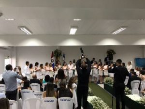 curso-de-enfermagem-realiza-cerimonia-da-passagem-da-lampada-5