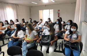 Estudantes- e- Professores -do- curso- de- Enfermagem- realizam- visita- técnica- ao- Avant -Atacarejo-(16)