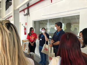 Estudantes- e- Professores -do- curso- de- Enfermagem- realizam- visita- técnica- ao- Avant -Atacarejo-(16)